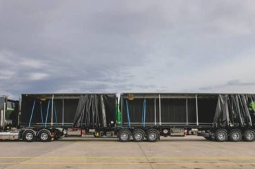 SRV Roadfreight Services’ new B-double with Vawdrey’s Auto Drive Titeliner system. Image: Vawdrey.